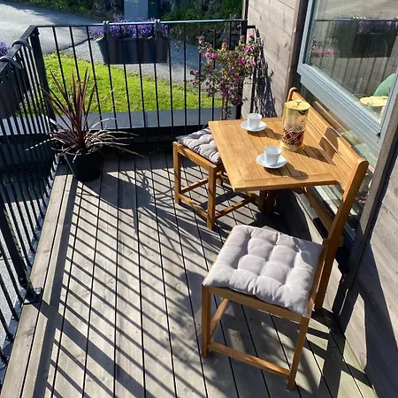 Apartment Familyhome For 6 People - 3 Bedrooms - 10min From Center *