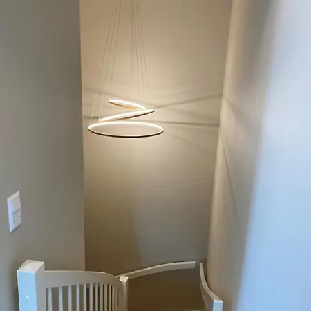 Апартаменты Familyhome For 6 People - 3 Bedrooms - 10min From Center