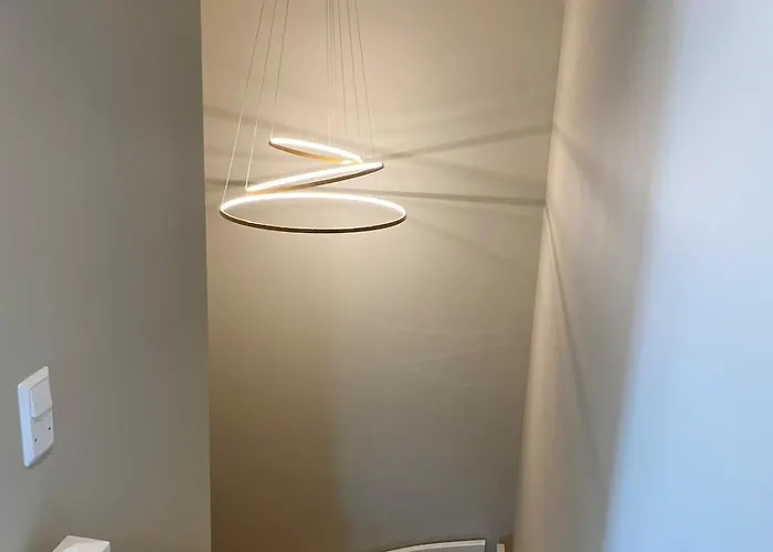 Lägenhet Familyhome For 8 People - 4 Bedrooms - 10min From Center